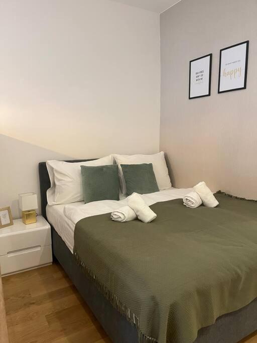 New Design Studio-Vienna Apartment Bagian luar foto